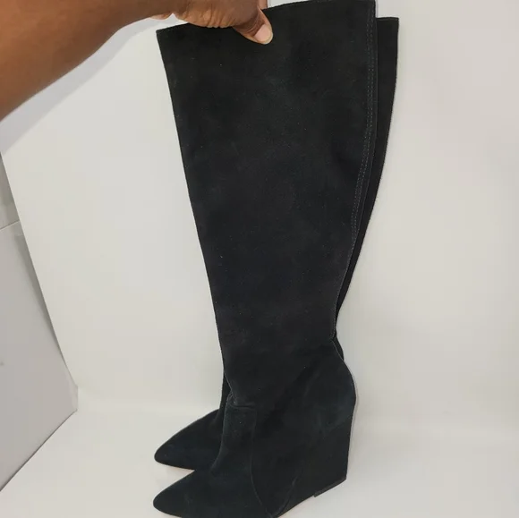 Alice and Olivia Boots - Picture 2 of 5